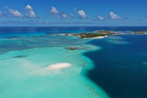 Palafito Kiteschool - school for kitesurfing in Los Roques, Venezuela.